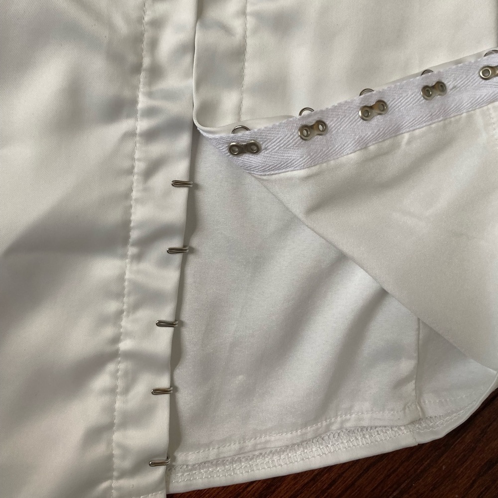 Superdown White Skirt - image 6